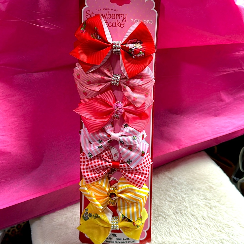 Strawberryโ Shortcake Kids Hair Bow Collection - Red, Pink, Silver 7 bows ๐